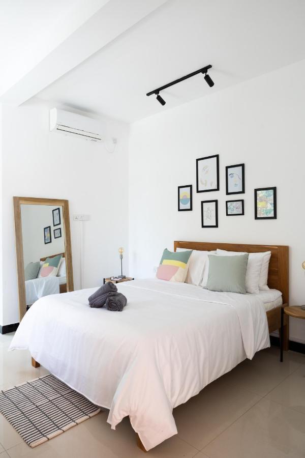 Spindrift Hostel Madiha (Adults Only) Матара Экстерьер фото